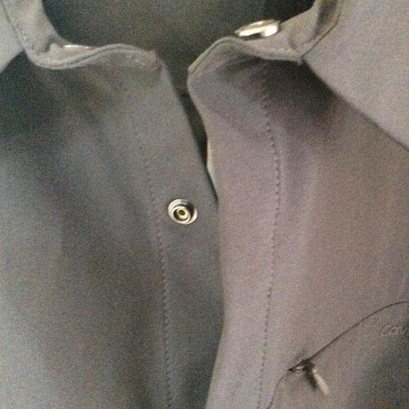 Men’s Calvin Klein Athletic Shirt | Concealed snap buttons | Sz L | Brand New - Picture 14 of 15